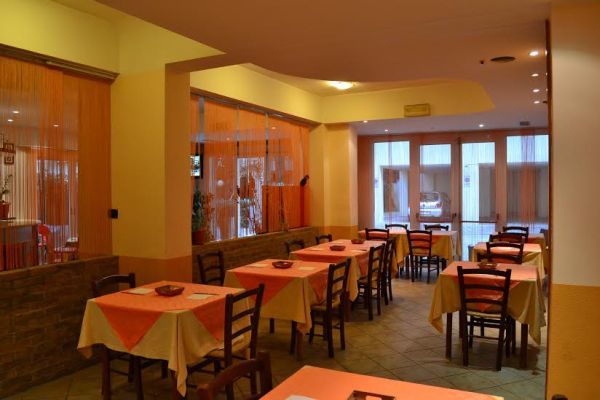 Hotel Donau à Rimini Extérieur photo